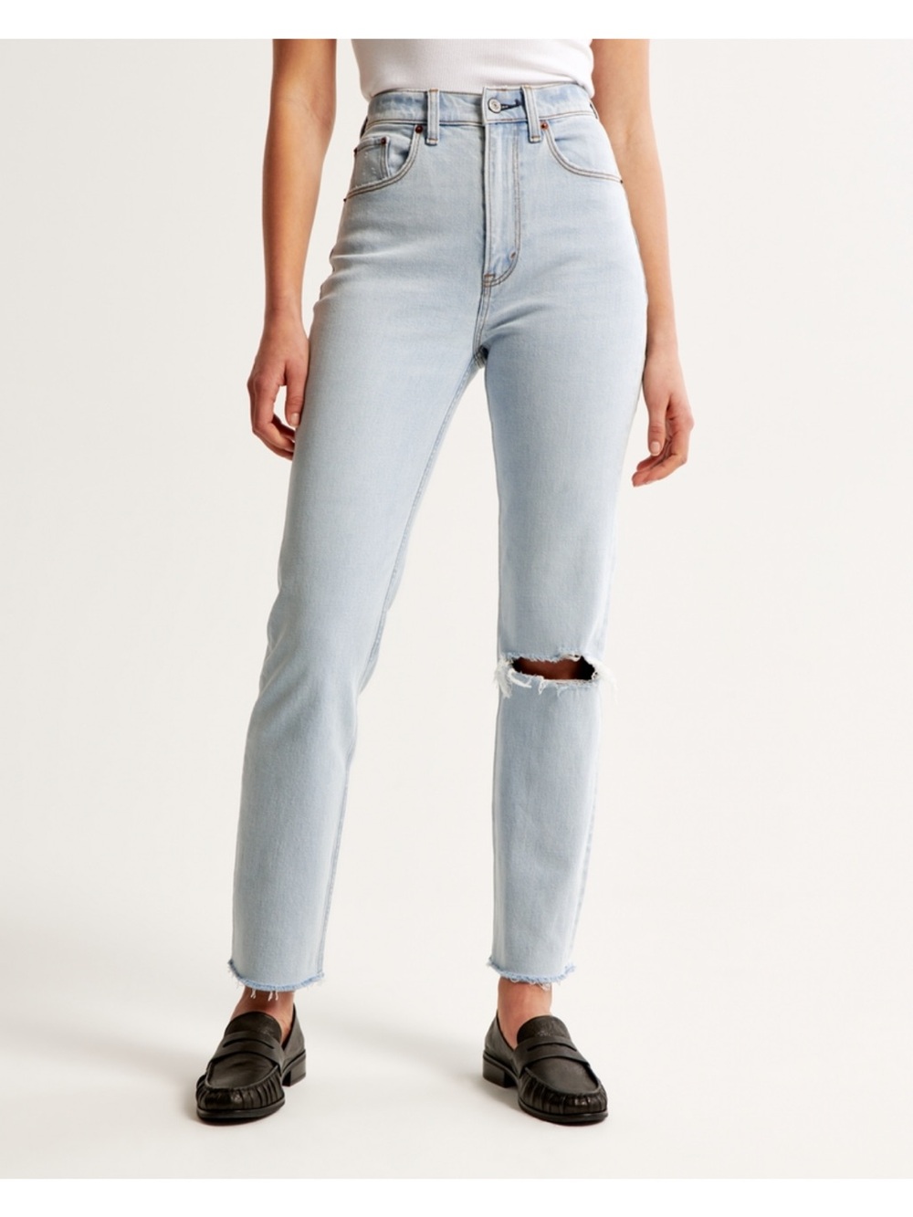 Abercrombie & Fitch Ultra High Rise Ankle 90s’ Straight Jean